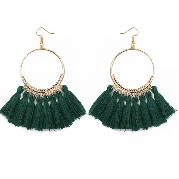 ✨2/$25✨Green Boho Tassels✨ - Picture 2 of 4
